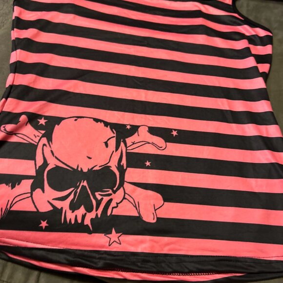 Skull & Bones Pink/Black Striped Skull Camisole Top Goth Emo Biker Style medium - Picture 7 of 10